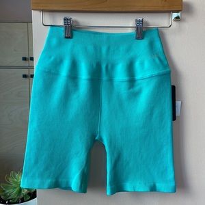 NUX Good Short - Abyss